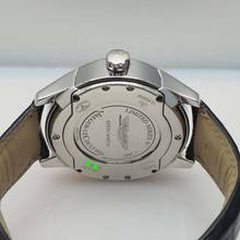 Thumbnail von Jaeger-LeCoultre AMVOX Chronograph Aston Martin Platin Limited Edition Q1926440, B+P Limited Edition 200