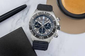 Thumbnail von Breitling Chronomat B01 44 Titan Automatik Herrenuhr Ref. EB0136251M1S1 B&P New