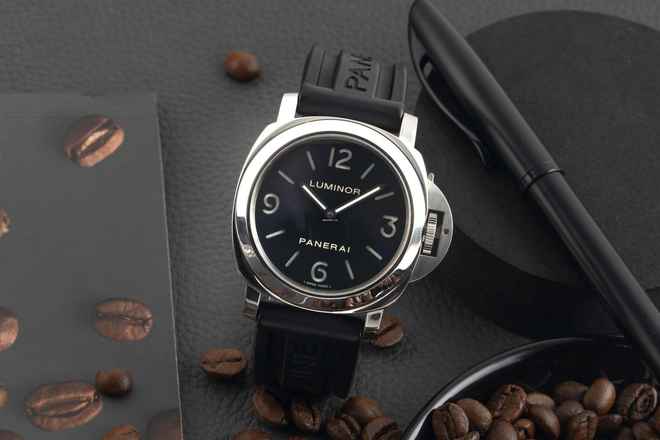 Panerai Luminor Base Manuel Kurmalı Paslanmaz Çelik Erkek Saat Ref. PAM00112