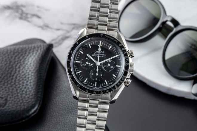  Omega Speedmaster Professional Moonwatch Chronograph Ref. 310.30.42.50.01.001 B&P 2022 