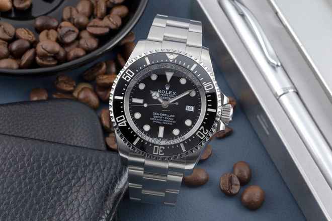  Rolex Sea-Dweller Deepsea Black Edelstahl Automatik Ref. 126660 