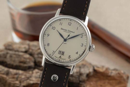  Bruno Söhnle Glashütte Bergamo Big Stahl Quarz Herrenuhr Ref. 17-13234-131 
