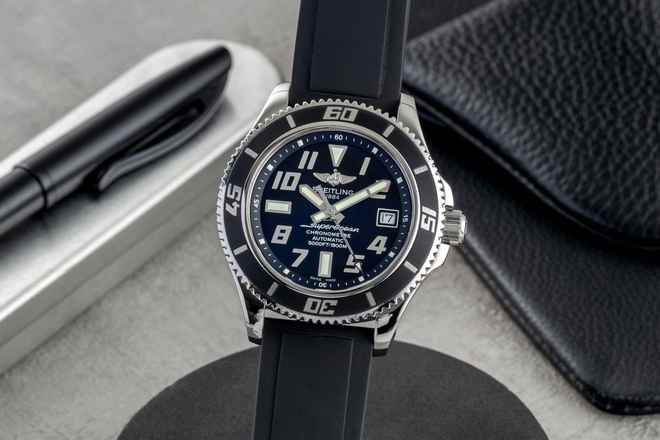  Breitling Superocean 42 Black Dial Edelstahl Automatik Herrenuhr Ref. A17364 