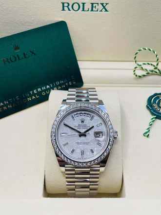 Rolex Day-Date 40 Meteorite Dial TAM SETİ KUTU+BELGEYLE En İyi Durum yıl:2021 Fabrika