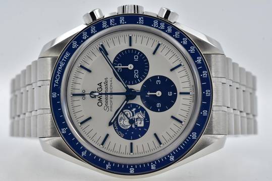 Omega Speedmaster Professional Moonwatch Silver Snoopy Award 50th Anniversary 31032425002001