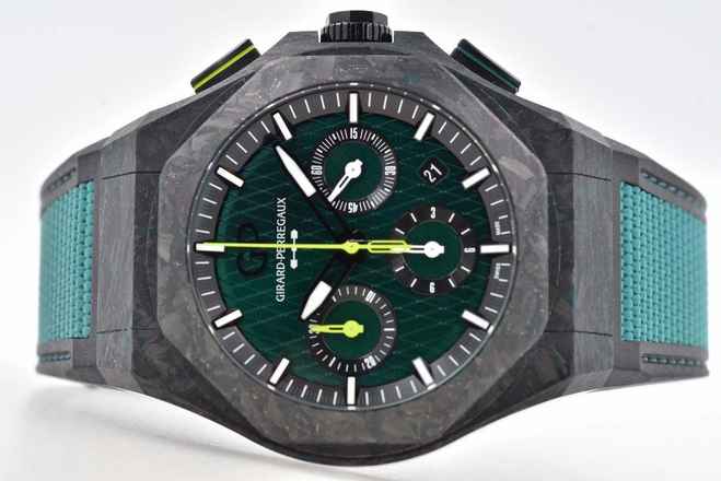 Girard Perregaux Laureato Absolute Aston Martin Kronograf Limited 81060-41-3071-1CX F1 Karbon