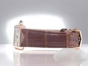 Thumbnail von Cartier Tank Louis Cartier Kleines Modell Rosegold 750 2020 Wgta0010 Handaufzug Gold