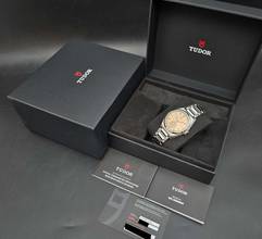 Thumbnail von Tudor Monarch 39mm M2639W1A0U-0001 Dark Champagne Dial 'New Release 2026' Unworn/New Condition Full Set 5-2026