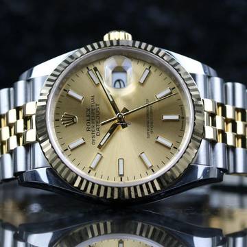  Rolex Datejust 36 Steel Gold 126233 Champagne Jubilee - like New Fullset 2020 