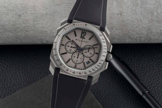 Bulgari Octo Velocissimo Chronograph Titan Automatik Herrenuhr Ref. 102859 B&P