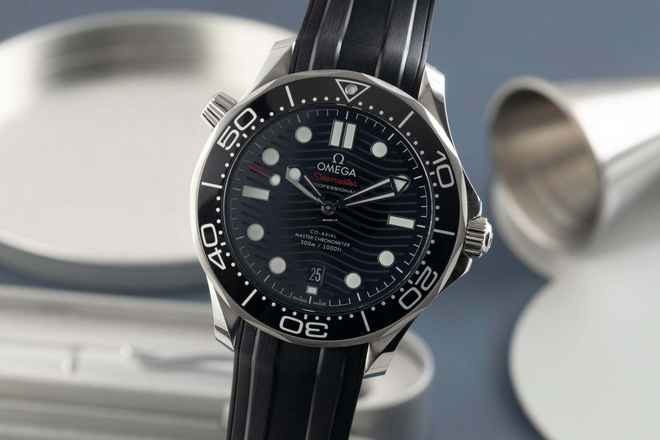  Omega Seamaster Diver 300 M Co-Axial Keramik 210.32.42.20.01.001 B&P 