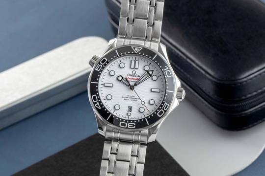 Omega Seamaster Diver 300 M Stahl Automatik Ref. 210.30.42.20.04.001