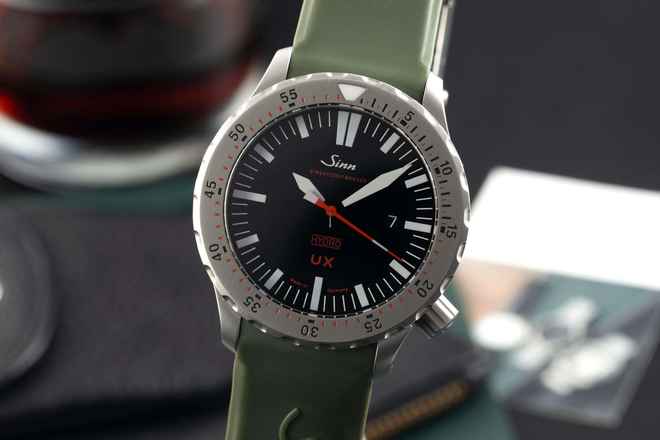  Sinn UX EZM 2B Edelstahl Herrenuhr Quarz Ref. 403.030 Box & Papiere 2018 