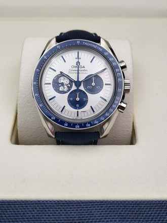 Omega Speedmaster Professional Moonwatch 'Silver Snoopy Award' Kullanılmamış Tam Set Avusturya 2024