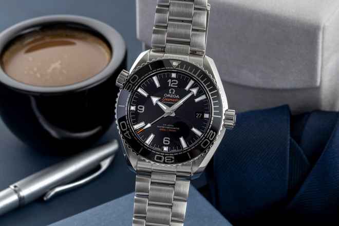 Omega Seamaster Planet Ocean paslanmaz çelik otomatik 215.30.44.21.01.001 B&P 2021