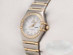 Thumbnail von Omega Constellation Ladies Lady Constellation Edelstahl Gelbgold Perlmutt Diamanten 1267.75.00 Brillanten Steel 18kt Yellow Gold