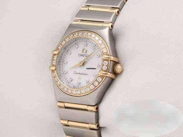  Omega Constellation Ladies Lady Constellation Edelstahl Gelbgold Perlmutt Diamanten 1267.75.00 Brillanten Steel 18kt Yellow Gold 