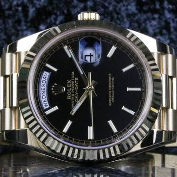 Rolex Day-Date 40 Yellowgold Black Motif 228238 - like New - Fullset 2019