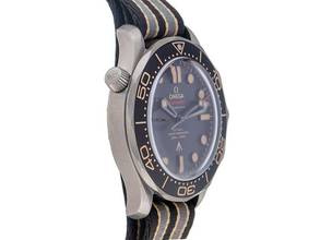 Thumbnail von Omega Seamaster Diver 300 M 007 Edition Ref.210.92.42.20.01.001 2026 Full Set Ungetragen Seamaster Diver 300m 007 Edition Titan