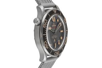Thumbnail von Omega Seamaster Diver 300 M James Bond 007 Titan Automatik 210.90.42.20.01.001