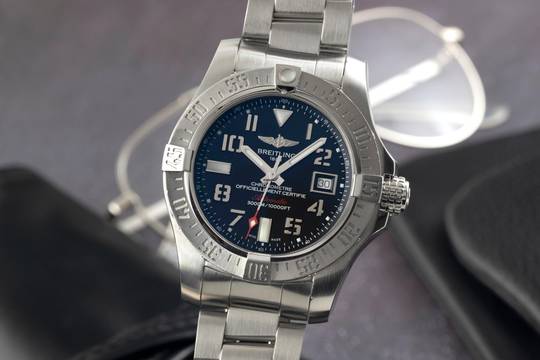 Breitling Avenger II Seawolf Stahl Automatik Ref. A1733110/BC31 B&P