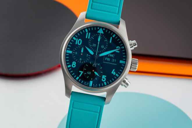 IWC Pilot Saatleri Pilot Chronograph 41 AMG Petronas Titanyum Otomatik Ref. IW388108 B&P 2025