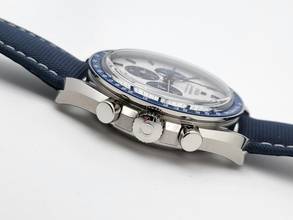Thumbnail von Omega Speedmaster Professional Moonwatch 'Silver Snoopy Award' Tam Set Avusturya 2024