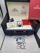 Thumbnail von Omega Speedmaster Professional Moonwatch 'Silver Snoopy Award' Tam Set Avusturya 2024