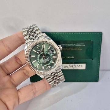 Rolex Sky-Dweller Ouro Branco & Aço Mint Green Dial Dial 42mm Completo