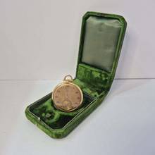 Thumbnail von Omega Vintage Pocket Ouro Corda Manual