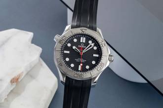 Thumbnail von Omega Seamaster Diver 300 M ''Nekton'' Edelstahl / Titan Ref. 210.32.42.20.01.002 B&P 2024