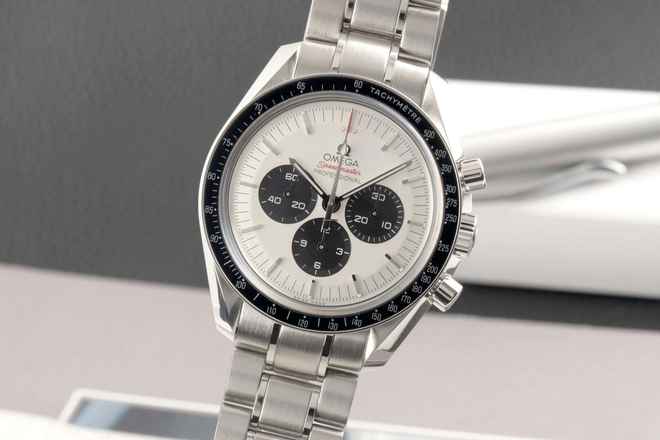 Omega Speedmaster Professional Moonwatch Panda Tokyo Olympics 2020 Ref. 522.30.42.30.04.001 