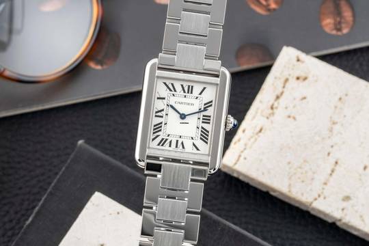 Cartier Tank Solo Edelstahl Damenuhr Saphirglas Ref. W5200013 Box & Papiere 2020 