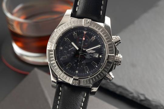 Breitling Super Avenger Chronograph Stahl Automatik Ref. A13370