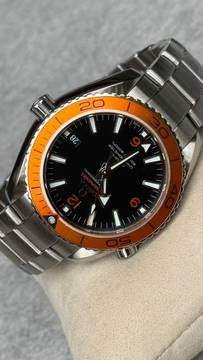 Omega Seamaster Planet Ocean Top condition with papers