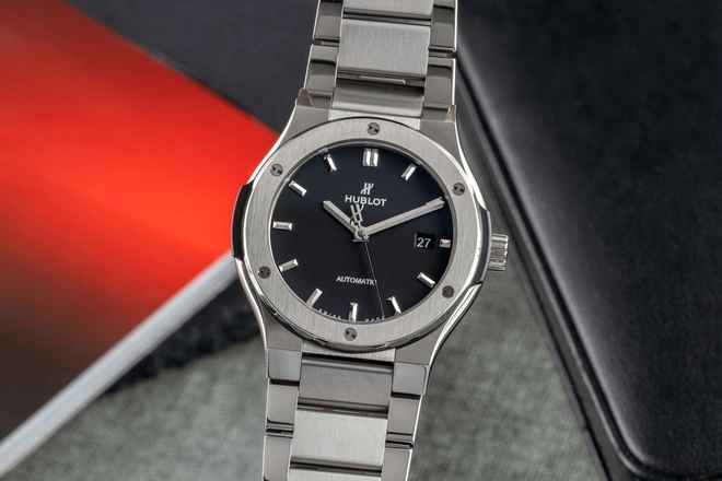 Hublot Classic Fusion Titanyum Otomatik Erkek Saat Ref. 548.NX.1170.NX