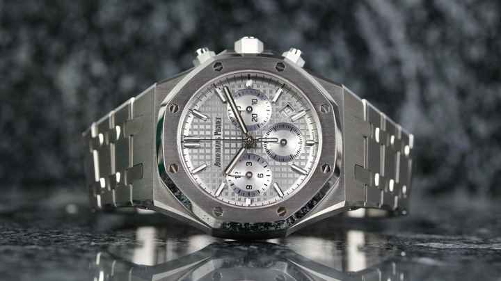Audemars Piguet Royal Oak Chronograph Otomatik Chronograph 38mm Gri 26715ST - %99 Yeni - Tam Set 2025