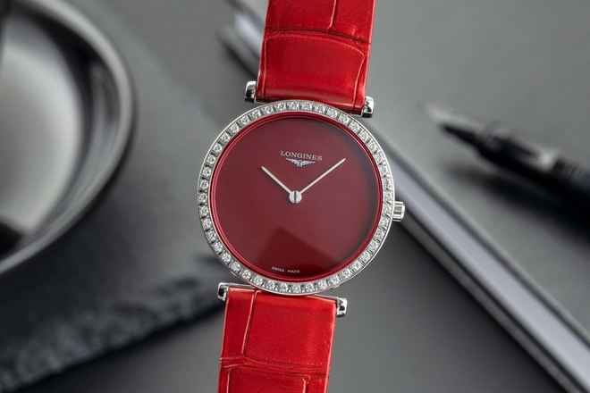 Longines La Grande Classique Çelik Elmas Kadın Ref. L4.523.0.91.2 B&P 2022