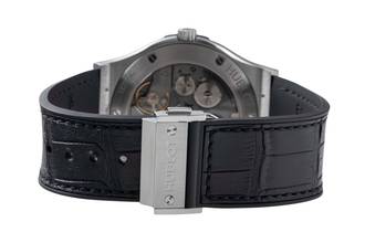 Thumbnail von Hublot Classic Fusion Ultra-Ince Titanyum Kol Saati Erkek Referansı 515.NX.2210.LR