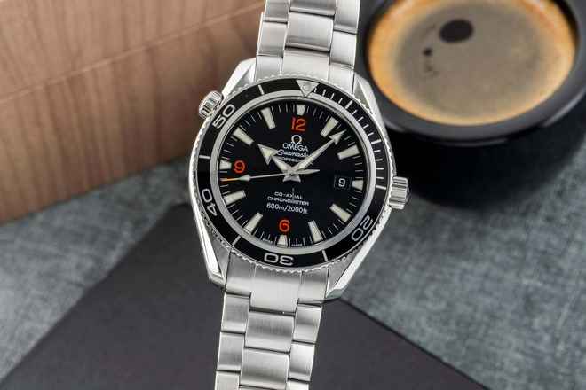  Omega Seamaster Planet Ocean 600M Automatik Co-Axial Ref. 2201.51.00 Papiere 