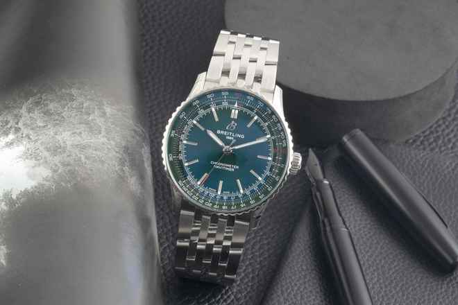 Breitling Navitimer Otomatik 41 Yeşil Erkek Saati Ref. A17329371L1A1