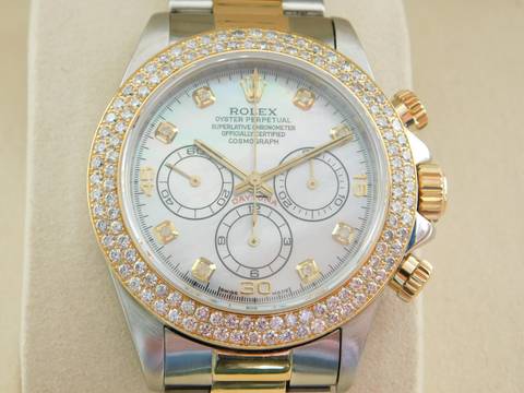 Rolex Daytona Stahl Gold 16523 Rolex Garantie bis 2028 im Top Zustand Brillant Lünette und Zifferblatt Rolex Revision