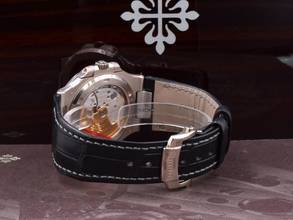 Thumbnail von Patek Philippe Nautilus Selten 2008 Genfer Siegel Weißgold Wie neu Komplettset Ita