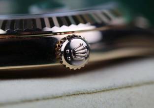 Thumbnail von Rolex Day-Date 40 Roségold Olive Green 228235 - wie neu LC100 - Komplettset 2024