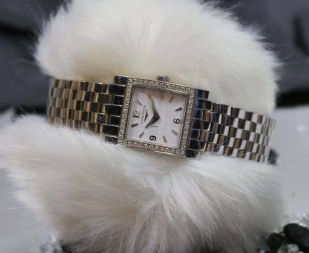  Longines DolceVita mit original Brillantbesatz 