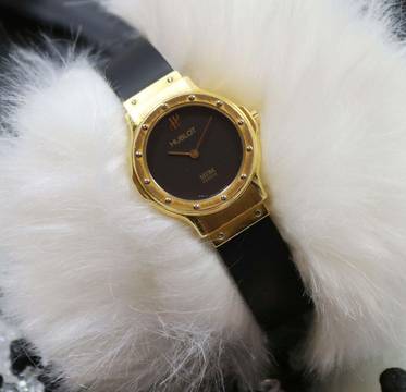  Hublot Classic MDM Lady 18Karat Gold 