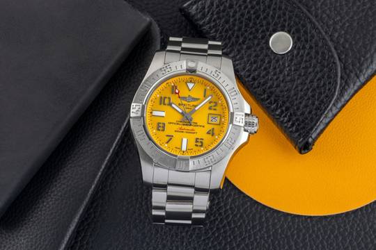  Breitling Avenger II Seawolf Stahl Automatik Herren Ref. A17331 Klassiker 