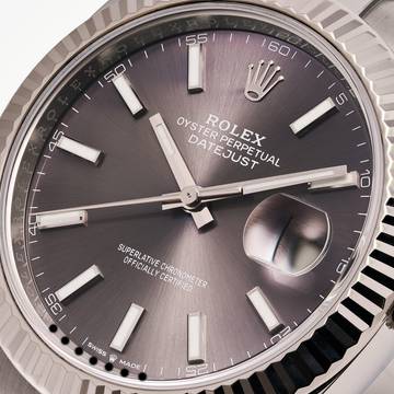 Rolex Datejust 41 Rhodium Oyster – 126334 – like NEW – 02/2022 Full Set