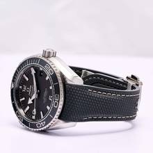 Thumbnail von Omega Seamaster Planet Ocean 600m Grau – 215.32.44.21.01.002 – NEU & Ungetragen – 2025 Vollständiges Set