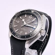 Thumbnail von Omega Seamaster Planet Ocean 600m Grau – 215.32.44.21.01.002 – NEU & Ungetragen – 2025 Vollständiges Set